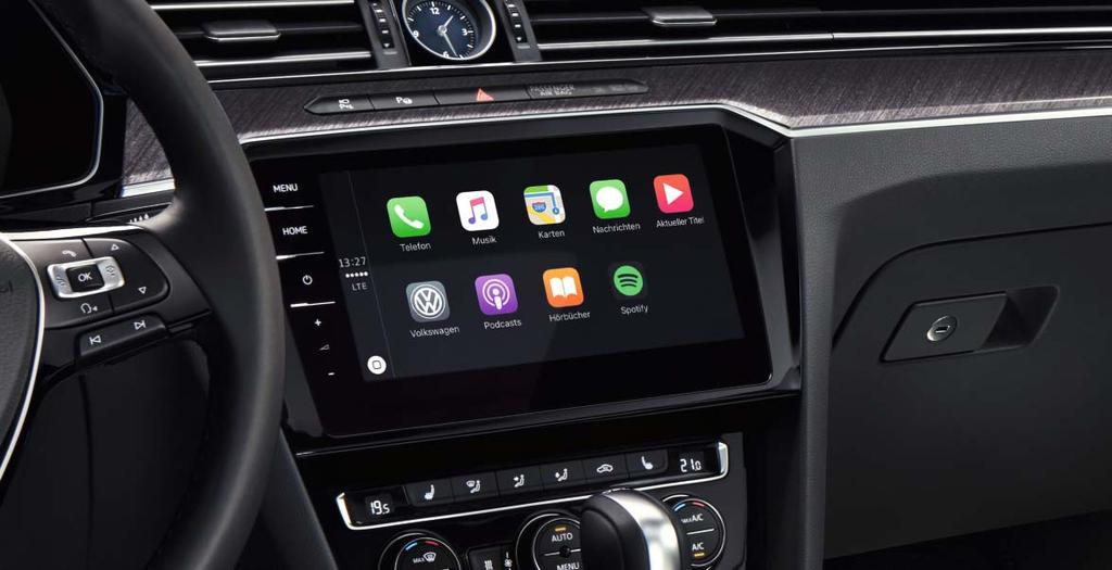 Se tarkoittaa kolmea innovatiivista tekniikkaa, joiden avulla voit tuoda älypuhelimesi sisältöä helposti Infotainment-järjestelmän kosketusnäyttöön: MirrorLink, Apple CarPlay ja Googlen Android Auto.