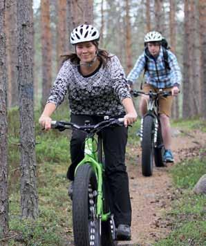 fi, 044 781 7411 Kanootit, kajakit, soutuveneet, palveleva vuokraamo Kuutin Kolo Jos haluatte kuljetuksia niin toimitamme kaluston ja haemme pois toivomustenne mukaan.