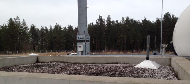 LIITE 12 1 1 Johdanto Nab Labs Oy mittasi Oy Pohjanmaan Biokaasu - Österbottens Biogas Ab:n Kokkolan biokaasulaitoksen biosuotimen ammoniakki-, haju- ja pelkistyneiden rikkiyhdisteiden (TRS) päästöjä