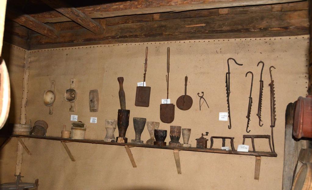 ALUEELLINEN MUSEOTYÖ ETELÄ-KARJALAN MUSEON ALUEELLINEN TYÖ Etelä-Karjalan museon toiminta-alueeseen kuuluu Etelä-Karjalan maakunta, joka käsitti toimintakertomusvuonna 9 kuntaa: Imatra, Lappeenranta,