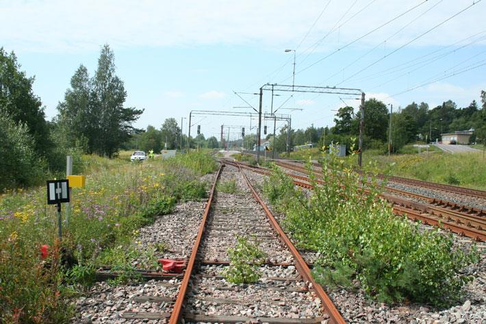 Johtopäätöksiä Sekä tiheälle että harvalle keilausaineistolla löytyy monia käyttökohteita Miehittämätön keräys ei vielä kustannustehokas --> BVLOS (Beyond Visual Line of Sight) tekniikan käyttö