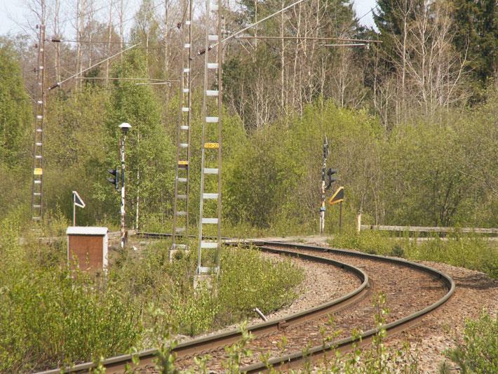 Risteysnäkemäanalyysit Näkemäanalyysi tehtiin 34 keräysalueelle osuvalle risteykselle Analyysissä käytettiin Liikenneviraston nykyisiä parametrejä, näkemän täytyy olla vapaa (lukuunottamatta radan