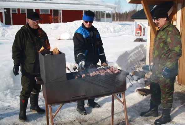 VILKAS VIIKONLOPPU MULTARANNASSA Yhdistyksemme vietti saslikviikonloppua 25.-27.3 ja piti myös sääntömääräisen kevätkokouksen samana viikonloppuna.