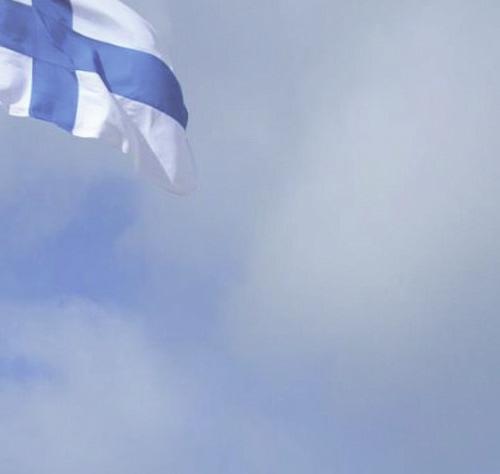 Jumalanpalveluksen jälkeen on kunniakäynti sankarihaudoilla, jossa odottaa kunniavartio. Kunniakäynnin jälkeen Monitoimitalolla on kaikille avoin juhla, joka alkaa yhteisellä ruokailulla.