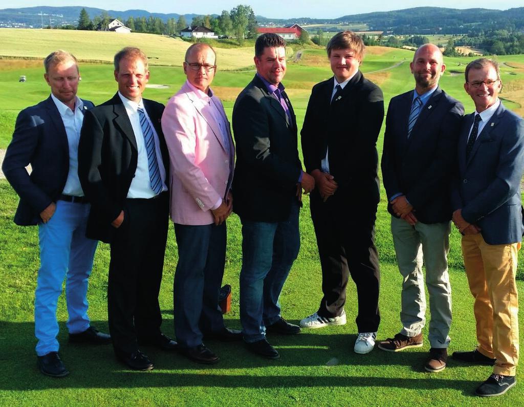Norjassa EM golfin suomalaisedustajat: Tulkki Timo Isomäki, joukkueen kapteeni David Barber, Tero Tiainen, Anssi Alander, Waltteri Waris, Markku Mustonen ja joukkueenjohtaja Thomas Sandholm.