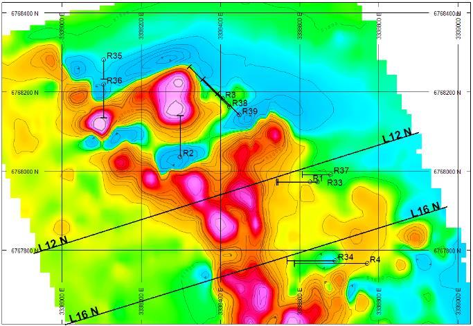 GEOLOGIAN TUTKIMUSKESKUS 96/2016 8 31.12.2016 Magneettisesta mittauksesta mallinnettiin alustavasti kaksi profiilia magneettisen vulkaniittin kaateen selvittämiseksi.