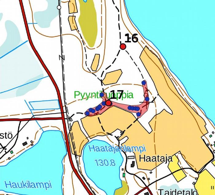 pohjoispuolella olevan pellon pohjoisreunassa.