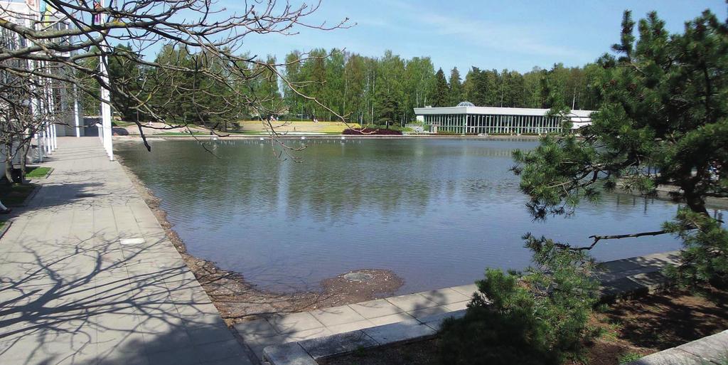 Keskusaltaan paikalla olleen sorakuopan maa-aineksien otto oli alkanut jo 1930-luvulla ja paikalla kasvoi enää kapea mäntymetsikkö.