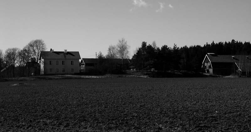 tumia. Kruunulle Monnoisilla oli arvoa myös kalastamona. Matalassa Lemunlahdessa oli tuottoisia lahna- ja säynäväapajia, kauempaa mereltä saatiin puolestaan silakkaa. (Ks. esim KA 972 s.