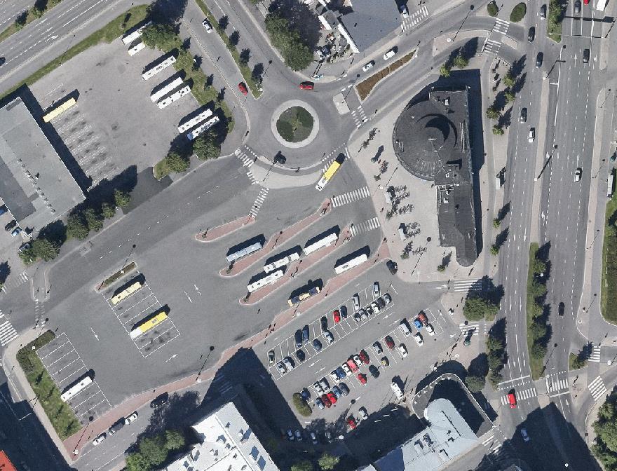 2.4 Toteuta laadukas ja turvallinen pyöräpysäköinti huippupaikalle - case Turku Toimiva asemanseutu Linja-autoaseman pyöräpysäköinnin perusparannus Turun linja-autoaseman pyöräpysäköinti sijaitsee