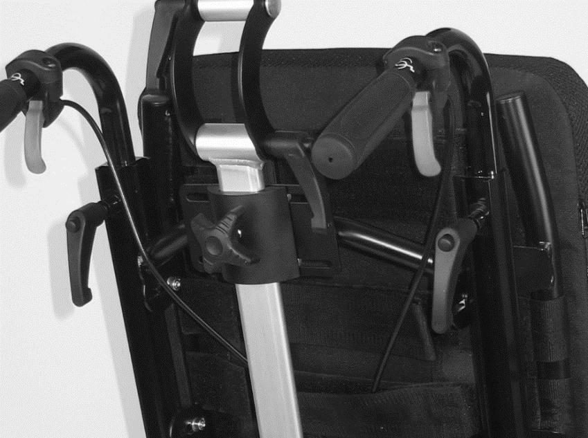 6. Työntökahvat, istuimen/selkänojan kallistuksen ohjauslaitteet ja kaasujousituksen säätäminen Työntökahvat Työntökahvojen