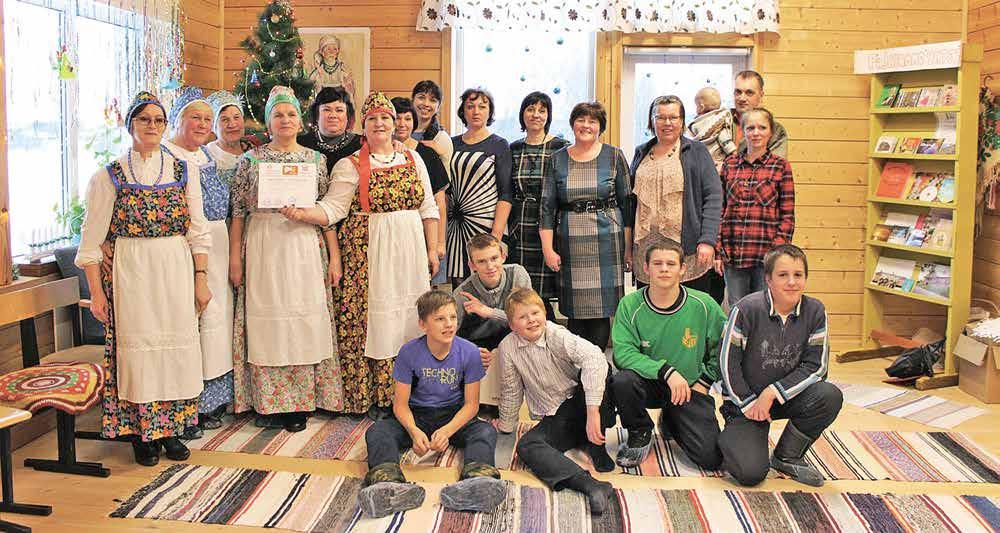 kilpailu «Oma Mua» 11. pakkaiskuuta 2017 3 Karjalan Kielen Koissa kaikki kilpailun ošallistujat kerrottih, mitä hyö ruattih kilpailun aikana šekä omista tulokšista. KUVA OTETTU VK.