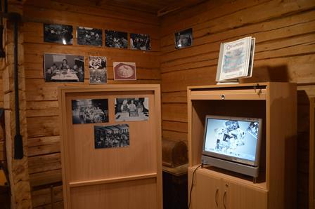 Näyttelytasoilla oli esillä Paltamoa 55 vuotta sitten v. 1962 ja mm Paltamo-lehden kesäkuu-elokuu v. 1962. 3.1.5. Museotoiminnan kehittäminen Museoviraston avustus käytettiin näyttelyiden täydentämisen loppuunsaattamiseen ja museotoiminnan jatkokehittämiseen.