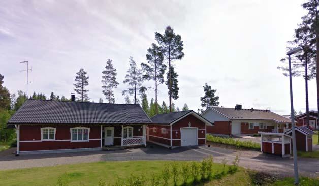 4 MAANOMISTUS Suunnittelualueen kolme erillispientalojen tonttia korttelissa 355 (AO- korttelialue) ovat yksityisessä omistuksessa.