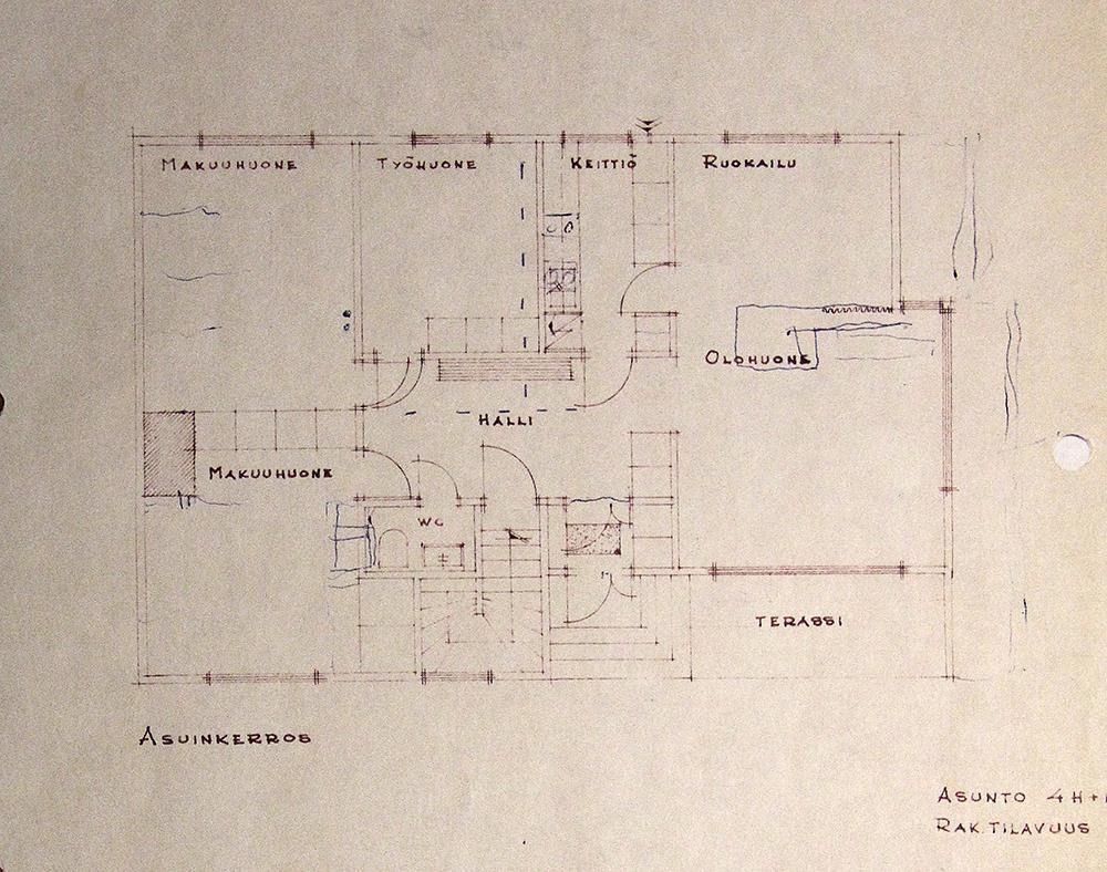 107 Pentti Smolanderin piirtämä rakennuksen ensimmäisen kerroksen pohjapiirros.