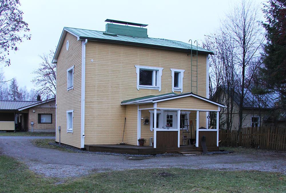 136 Suojelustatus: - Voimassa oleva asemakaava: 18.