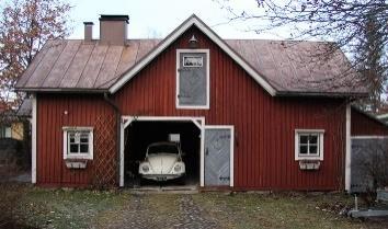 Vanhan rakennusosan massa on pitkälti alkuperäisessä muodossa Lunkulankatu 3, päärakennus 1953 Tyypillisyys, edustavuus ja rakenteiden kerroksellisuutta.