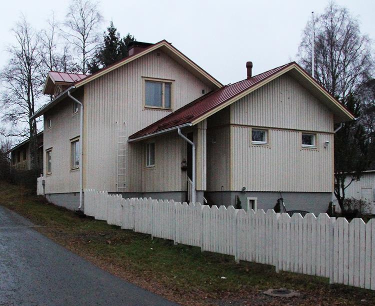 takaseinää.