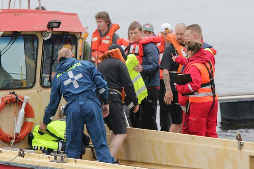 TEKSTI JA KUVAT SASU MÄKINEN Mayday, Mayday Kotka Maritime Centre järjesti elokuun lopussa suuren meripelastusharjoituksen yhteistyössä Suomenlahden merivartioston, Kymenlaakson pelastuslaitoksen ja