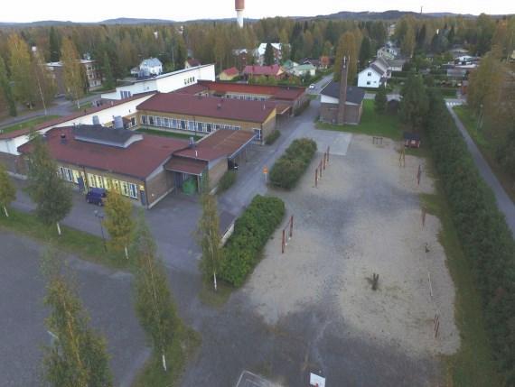 4 MUU HENKILÖKUNTA, Koulukatu 16 Koulunkäynninohjaajat Anne Hiltunen Sami Klingberg Helena Koskinen Heidi Saastamoinen Sirpa Pyykkö Keittiö 04010 44205 Huoltomies 04010 44801 Vahtimestari 04010 44222