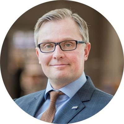 TOIMITUSJOHTAJAN KATSAUS Henki-Fennialla tuloksekas vuosi Vuosi 2017 oli Henki-Fennian 19. toimintavuosi. Tulos oli hyvä ja liiketoiminnan kehittyminen kohtuullista.