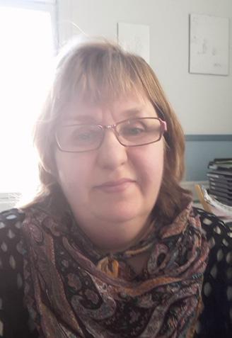 Tarja tietää kaikesta kaiken ja jos ei tiedä, niin selvittää sen. Nuoriso-ohjaaja Jari Mustonen, 54 vuotta p. 040 830 2665 / jari.mustonen@iisalmi.