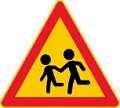 Uusia liikennemerkkejä: varoitusmerkkejä A16: Merkillä voidaan varoittaa tienkohdasta, jossa jalankulkijat usein ylittävät tien tai siirtyvät tielle Kauriseläimiä varten oma varoitusmerkki A20.
