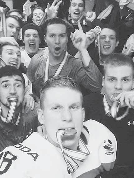 Všetci hrali dobre bez puku, čím súpera vytláčali zo strategických priestorov. Bývalý železný muž v NHL sa do Toronta vrátil po dlhých dvanástich rokoch.