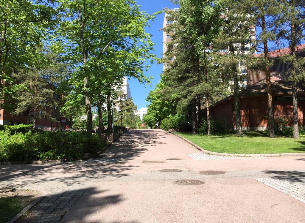 6 (20) Matinkatu on alueen kokoojakatu, joka rajoittuu suunnittelualueella Tiistiläntiehen ja Matinkyläntiehen (alueen pääkatu). Matinkadulla on sallittu moottoriajoneuvo- ja jalankulkuliikenne.