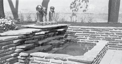 Veturitallin historiasta muistuttaa sisäpihan höyryveturi, joka on valmistettu Tampereella Tampellan tehtailla vuonna 1921. Mariankatu 14, 24240 Salo p. 02 778 4892 www.salontaidemuseo.