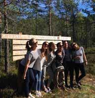 Metsäinen ja rauhallinen caravan alue palvelee vaunuilijoita. Luontoelämyksiä etsiville on tarjolla kota- ja avotuli-illallisia sekä majoitusta puuteltoissa.