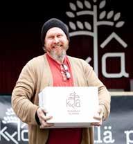 Lauantaisin kannattaa maistaa Kyläleipurin suuren suosion saavuttanutta artesaanipizzaa, jota tullaan syömään jo kauempaakin.