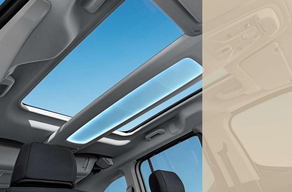 Modutop -katossa olevaan kattolokeroon on pääsy niin auton sisältä kuin myös ulkoa avattavan takaikkunan kautta.