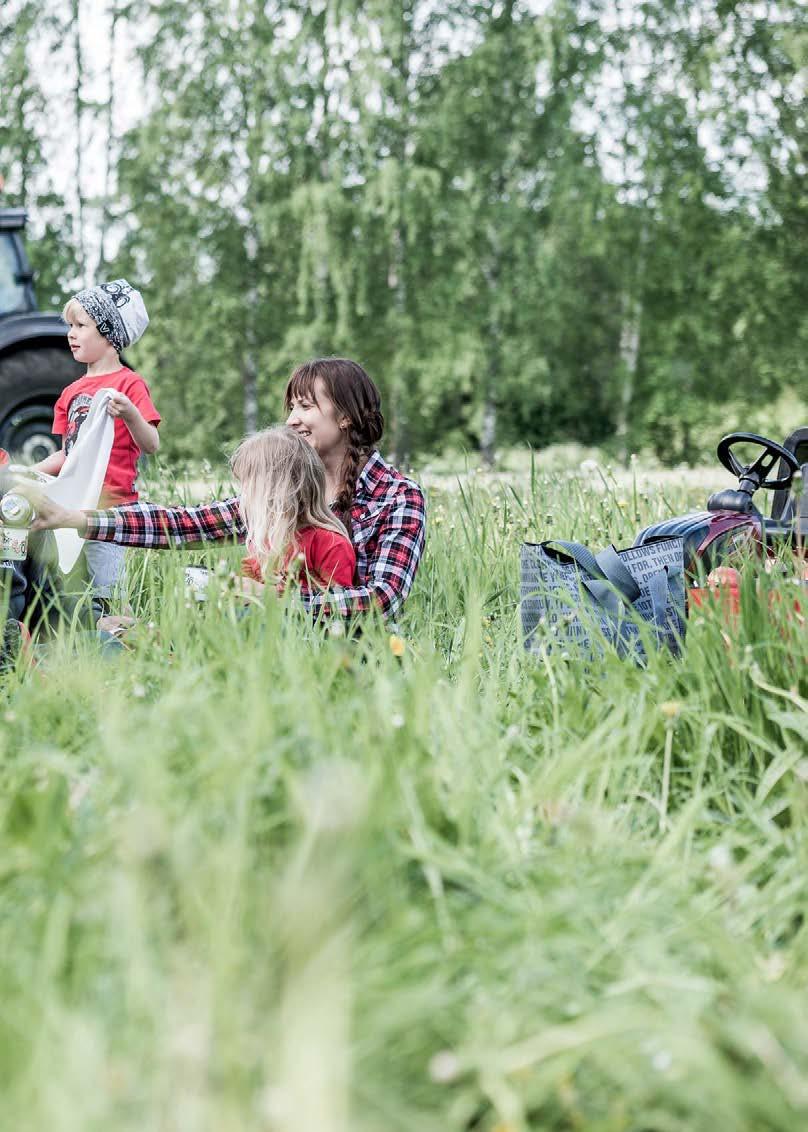 LAHJAT & ASUSTEET Hyödyllisiä käyttötuotteita kotiin ja vapaa-aikaan.