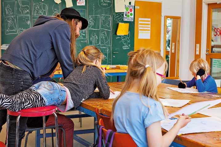 Myös alueen muut toimijat, kuten kaupungin hallintokunnat ovat löytäneet lähiöliikuttajat ja yhteistyö erilaisissa liikuntaan liittyvissä asioissa toimii entistä paremmin.