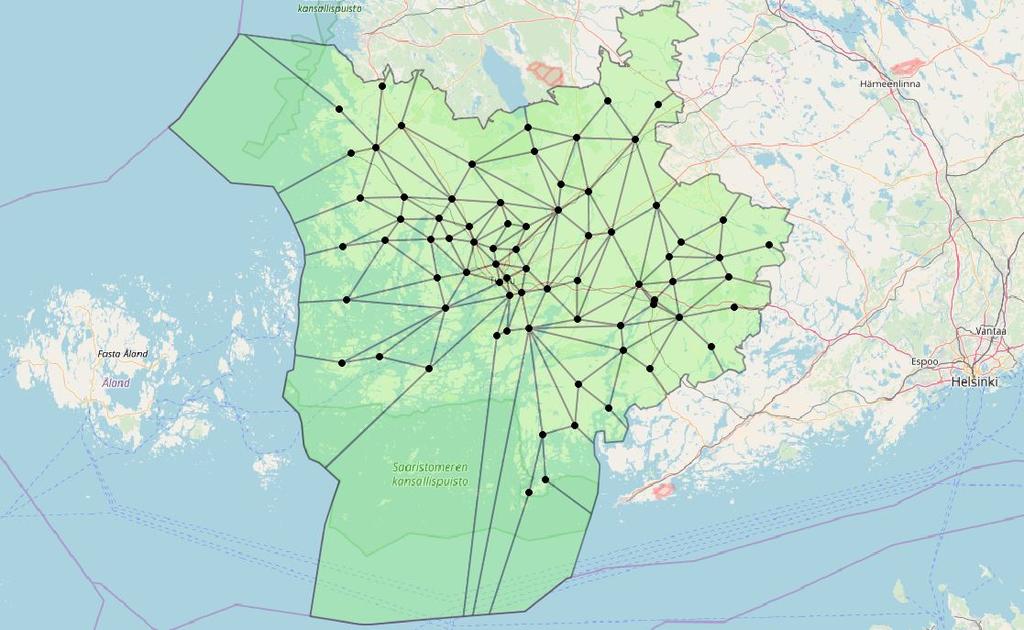 Kuva 6: Tutkimusalueen jako tarkastelualueisiin. Mahdolliset asemapaikat on merkattu mustilla pisteillä. Reunimmaiset tarkastelualueet poikkeavat muodoltaan kolmioista.