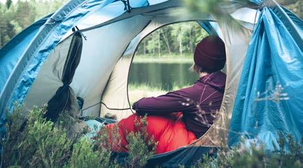 sijoitetuissa metsähotelleissa. Kuva: Suomen Latu/Eeva Mäkinen Kuva: Miroslav Saniga PEFC-valokuvakilpailuun saatiin satoja hienoja kuvia luontohetkistä.