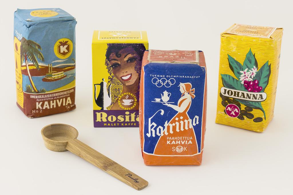 Muistoissamme 50-luku 16. Kahvi Nykyään suomalainen kuluttaa kahvia 10 kiloa vuodessa. Se on enemmän kuin missään muualla. 50-luvun lopulla kulutus oli noin puolet nykyisestä.