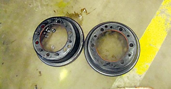 7. Molemmat vanteen osat ovat