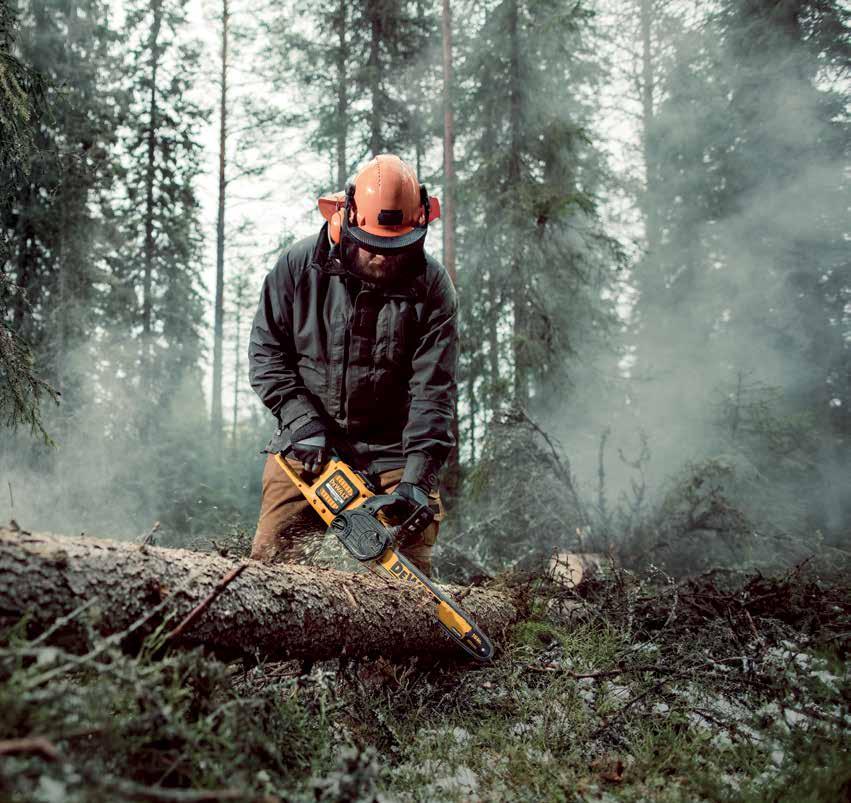 40 cm:n Oregonterälevyn ja ketjun ansiosta tämä työkalu tarjoaa huippuluokan tehoa.