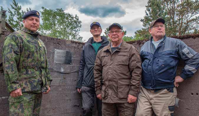 Tapahtumat Tyytyväinen joukko, Mika Salin, Jarmo Valtimo, Markku Rouhe ja Oiva Lyytikäinen.