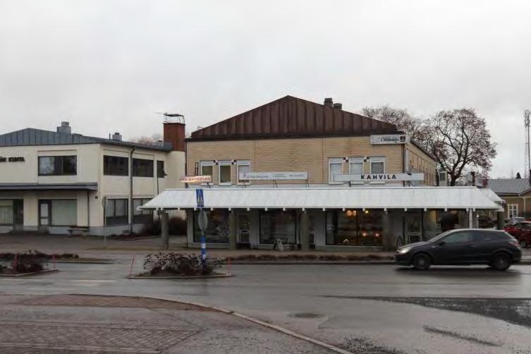 Kiinteitö sai nimekseen OP-Center. Uuteen liikerakennukseen mahtui useita yrityksiä ja liiketiloja.