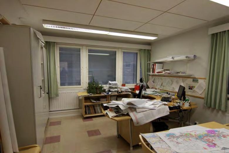 Toimistohuone rakennuksen kaakkoiskulmassa. kuva 4892.