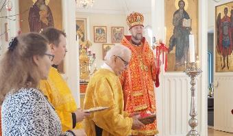 IISALMI YLÄ-SAVON TIISTAISEUROJEN YHTEINEN RETKI JOENSUUHUN ELOKUUSSA Alapitkän, Iisalmen, Kiuruveden, Lapinlahden ja Sonkajärven tiistaiseurat järjestävät päiväretken Joensuuhun lauantaina 11.