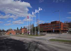4 Rakennuskortit 17 Vuorimiehentie 5 Rakennus nro 17 Vuorimiehentie 5 RAKENNUKSEN ALKUPERÄINEN NIMI VTT Päärakennus KIINTEISTÖTUNNUS 49-10-14-7 OMISTUS TAI HALLINNOINTI Senaatti-kiinteistöt NYKYISET