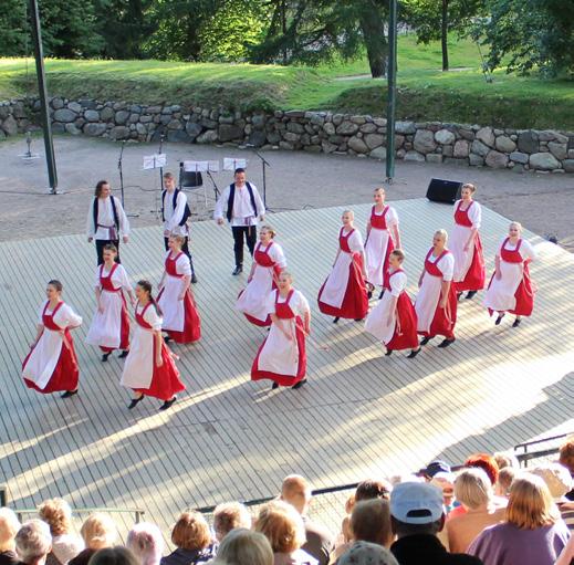 Muista myös! Remember also! TAPAHTUMASUNNUNTAIT - elokuun jokaisena sunnuntaina EVENT SUNDAYS - every sunday in August Vaskimusiikin konsertit klo 14-15 Brass music concert su 5.8. Noble Brass su 12.