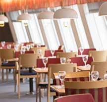I anslutning till The Buffet finns ett kabinett som kan användas för både à la carte- och buffetservering. et är kompletterat med en familjecafé del med tillhörande lekrum.