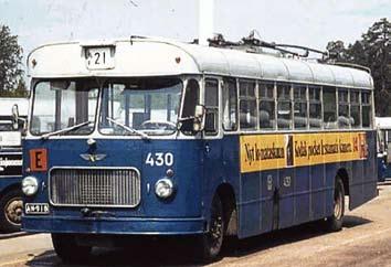 HKL 429, Scania-Vabis B7563 / Wiima vm. 1961 alkuperäisasussa Rautatientorilla.