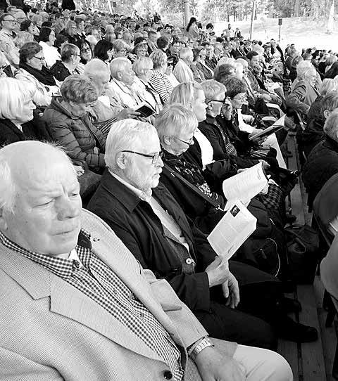 Ilmajoelle ja Satakuntaan 14. 15.6. Olimme jo edellissyksynä varanneet 40 lippua Mannerheim-oopperaan.
