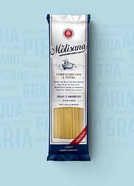 LA MOLISANA PASTAT Tämä ei ole ainoastaan pastaa, tämä on tarina perheestä, joka on neljän sukupolven ja yli sadan vuoden ajan huolellisesti valinnut ja jauhanut vain hienoimmat vehnälajit.